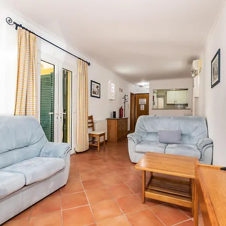 דירה Vibrant Town House In Quinta Do Morgado טאווירה