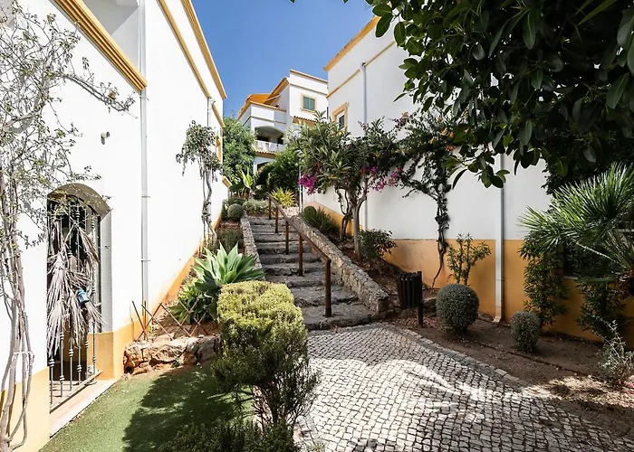 Apartman Vibrant Town House In Quinta Do Morgado *
